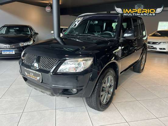MITSUBISHI-PAJERO TR4-2.0 4X2 16V 140CV FLEX 4P AUTOMÁTICO MITSUBISHI-PAJERO TR4-2014