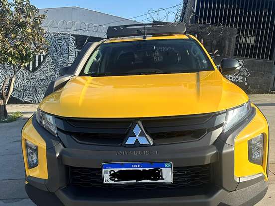 MITSUBISHI-L200 TRITON-2.4 16V TURBO DIESEL SPORT SAVANA CD 4P 4X4 AUTOMÁTICO MITSUBISHI-L200 TRITON-2023