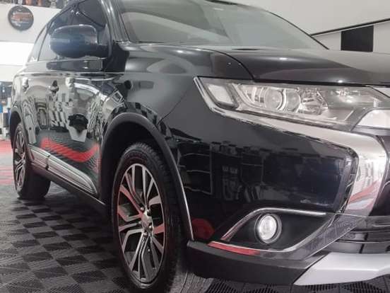 MITSUBISHI-OUTLANDER-2.0 COMFORT 16V GASOLINA 4P AUTOMÁTICO MITSUBISHI-OUTLANDER-2017