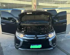 MITSUBISHI OUTLANDER 3.0 GT 4X4 V6 24V GASOLINA 4P AUTOMÁTICO MITSUBISHI OUTLANDER 3.0 GT 4X4 V6 24V GASOLINA 4P AUTOMÁTICO