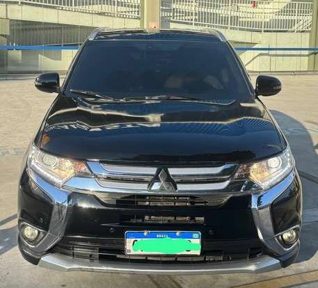 MITSUBISHI-OUTLANDER-2014