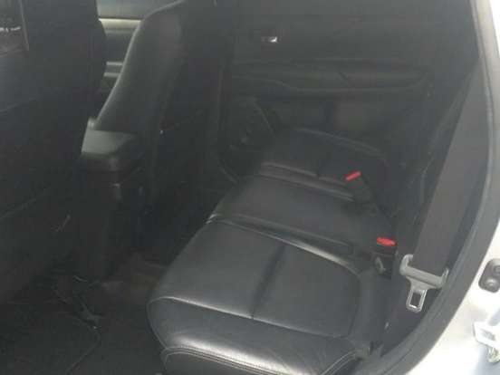 MITSUBISHI-OUTLANDER-3.0 GT 4X4 V6 24V GASOLINA 4P AUTOMÁTICO MITSUBISHI-OUTLANDER-2013