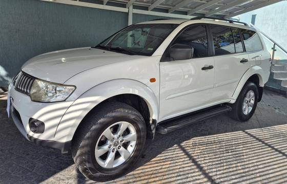 MITSUBISHI PAJERO DAKAR 3.2 4X4 16V TURBO INTERCOOLER DIESEL 4P AUTOMÁTICO