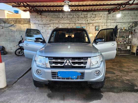 MITSUBISHI PAJERO FULL 3.8 HPE 4X4 V6 24V GASOLINA 2P AUTOMÁTICO