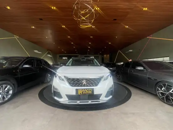 PEUGEOT-3008-2018