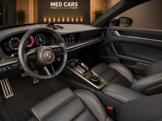 PORSCHE-911-2025