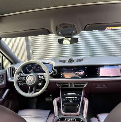 PORSCHE-CAYENNE-2024