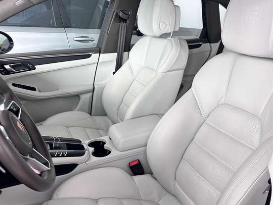 PORSCHE-MACAN-2.0 16V GASOLINA 4P AUTOMÁTICO PORSCHE-MACAN-2021