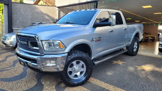 RAM 2500 6.4 V8 HEMI GASOLINA LARAMIE CD 4WD AUTOMÁTICO RAM 2500 6.4 V8 HEMI GASOLINA LARAMIE CD 4WD AUTOMÁTICO
