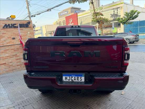 RAM-2500-6.7 I6 TURBO DIESEL NIGHT EDITION CD 4X4 AUTOMÁTICO RAM-2500-2021