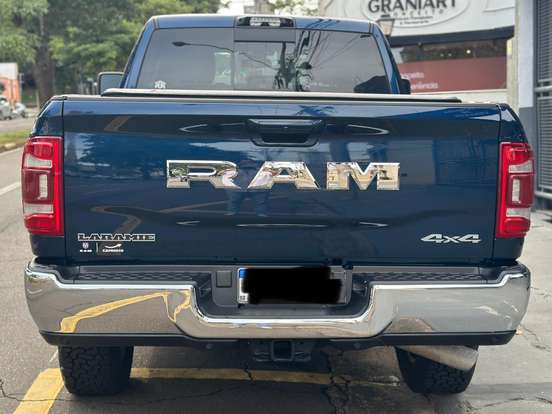 RAM-2500-6.7 I6 TURBO DIESEL LARAMIE CD 4X4 AUTOMÁTICO RAM-2500-2023