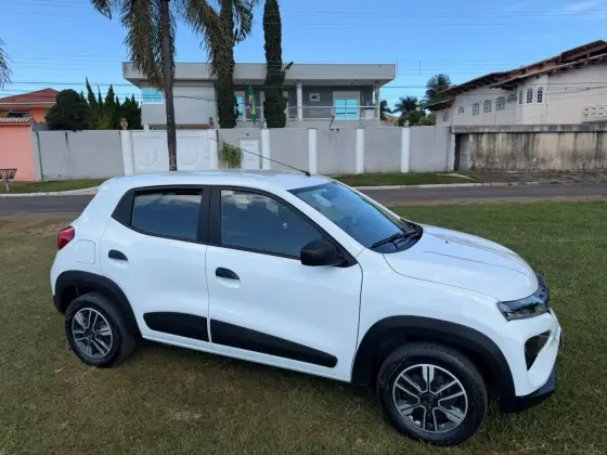 RENAULT KWID 1.0 12V SCE FLEX ZEN MANUAL RENAULT KWID 1.0 12V SCE FLEX ZEN MANUAL