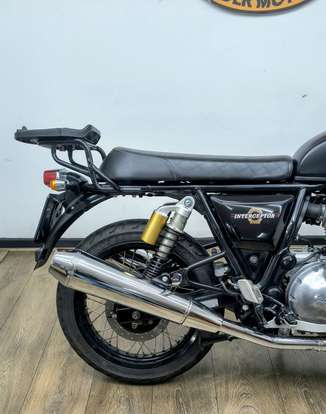 ROYAL ENFIELD-INTERCEPTOR-2023