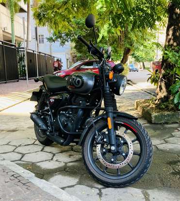 ROYAL ENFIELD-HUNTER 350-2025