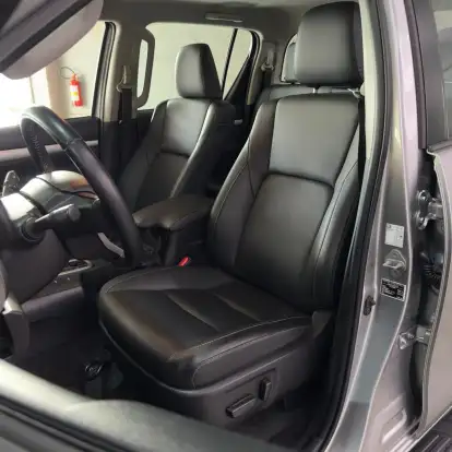 TOYOTA-HILUX-2024