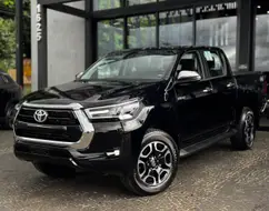 TOYOTA HILUX 2.8 D-4D TURBO DIESEL CD SRV 4X4 AUTOMÁTICO TOYOTA HILUX 2.8 D-4D TURBO DIESEL CD SRV 4X4 AUTOMÁTICO