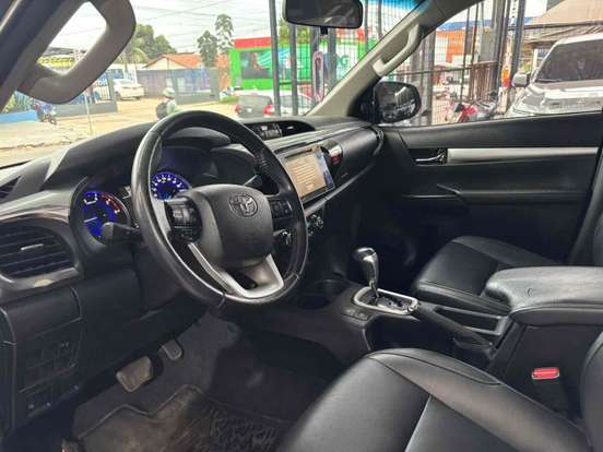 TOYOTA-HILUX-2.8 SRV 4X4 CD 16V DIESEL 4P AUTOMÁTICO TOYOTA-HILUX-2018