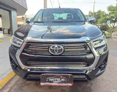 TOYOTA HILUX 2.8 D-4D TURBO DIESEL CD SRV 4X4 AUTOMÁTICO TOYOTA HILUX 2.8 D-4D TURBO DIESEL CD SRV 4X4 AUTOMÁTICO