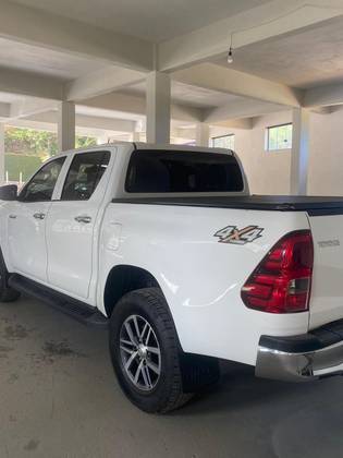 TOYOTA HILUX 2.8 POWER PACK 4X4 CD 16V DIESEL 4P MANUAL