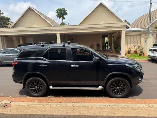 TOYOTA-HILUX SW4-2021