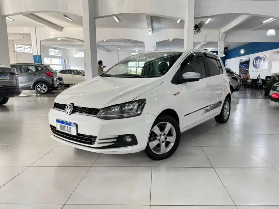 VOLKSWAGEN FOX 1.6 MI ROCK IN RIO 8V FLEX 4P MANUAL VOLKSWAGEN FOX 1.6 MI ROCK IN RIO 8V FLEX 4P MANUAL