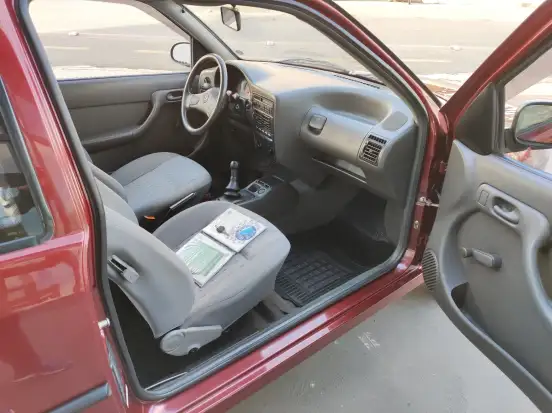 VOLKSWAGEN-GOL-1.0 MI 8V GASOLINA 2P MANUAL VOLKSWAGEN-GOL-1997