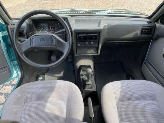 VOLKSWAGEN-GOL-1992