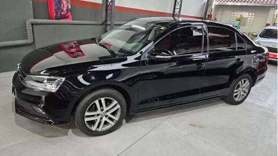 VOLKSWAGEN-GOLF-2016
