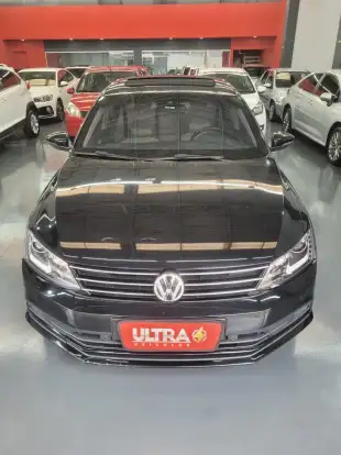 VOLKSWAGEN-JETTA-2015