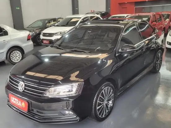 VOLKSWAGEN-JETTA-2.0 TSI HIGHLINE 211CV GASOLINA 4P TIPTRONIC VOLKSWAGEN-JETTA-2015