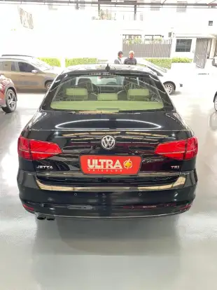 VOLKSWAGEN-JETTA-2015
