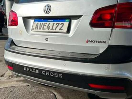 VOLKSWAGEN-SPACE CROSS-1.6 MI 8V FLEX 4P AUTOMATIZADO VOLKSWAGEN-SPACE CROSS-2011