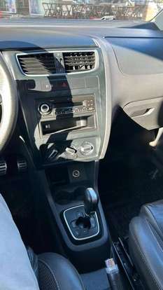VOLKSWAGEN-SPACE CROSS-2011
