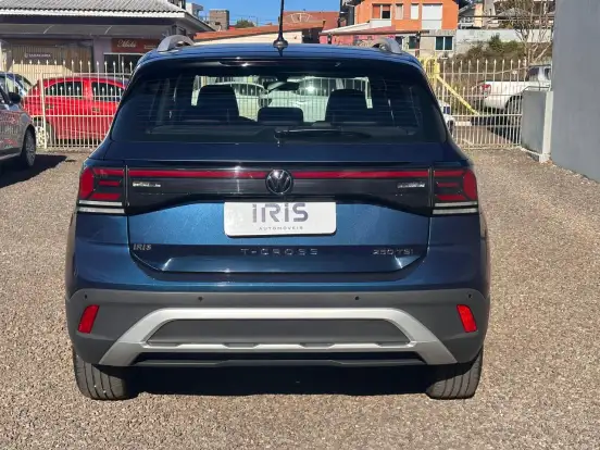 VOLKSWAGEN-T-CROSS-1.4 250 TSI TOTAL FLEX HIGHLINE AUTOMÁTICO VOLKSWAGEN-T-CROSS-2024