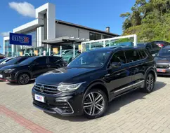VOLKSWAGEN TIGUAN 2.0 300 TSI GASOLINA ALLSPACE R-LINE AUTOMÁTICO VOLKSWAGEN TIGUAN 2.0 300 TSI GASOLINA ALLSPACE R-LINE AUTOMÁTICO