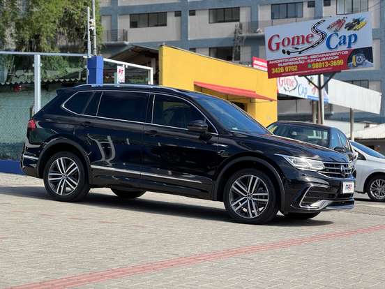 VOLKSWAGEN-TIGUAN-2.0 300 TSI GASOLINA ALLSPACE R-LINE AUTOMÁTICO VOLKSWAGEN-TIGUAN-2023