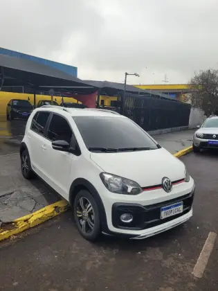 VOLKSWAGEN UP 1.0 170 TSI TOTAL FLEX XTREME 4P MANUAL VOLKSWAGEN UP 1.0 170 TSI TOTAL FLEX XTREME 4P MANUAL