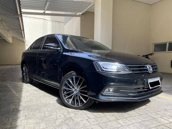VOLKSWAGEN JETTA 2.0 TSI HIGHLINE 211CV GASOLINA 4P TIPTRONIC