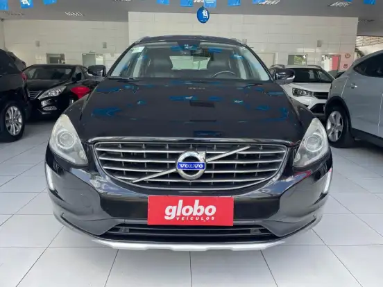 VOLVO-XC60-2014