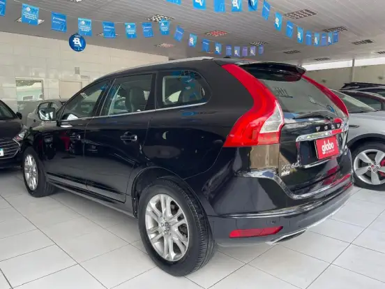 VOLVO-XC60-2.0 T5 DYNAMIC FWD TURBO GASOLINA 4P AUTOMÁTICO VOLVO-XC60-2014