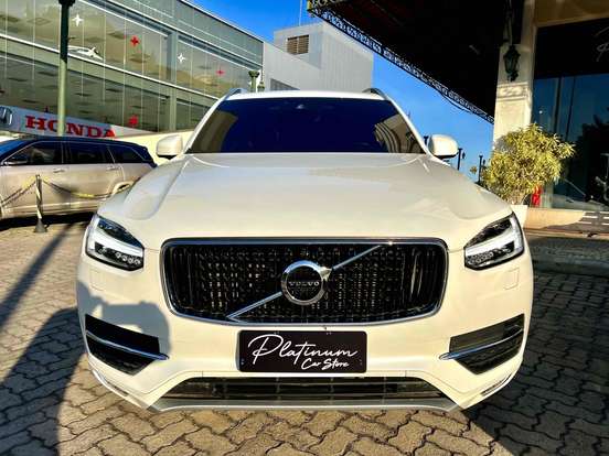 VOLVO-XC90-2018