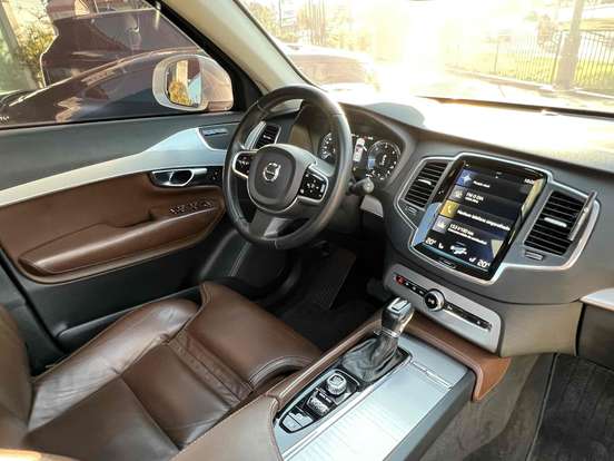 VOLVO-XC90-2.0 D5 DIESEL MOMENTUM AWD GEARTRONIC VOLVO-XC90-2018