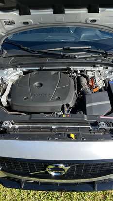 VOLVO-S60-2022