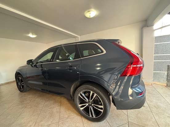 VOLVO-XC60-2.0 T5 GASOLINA MOMENTUM AWD GEARTRONIC VOLVO-XC60-2019