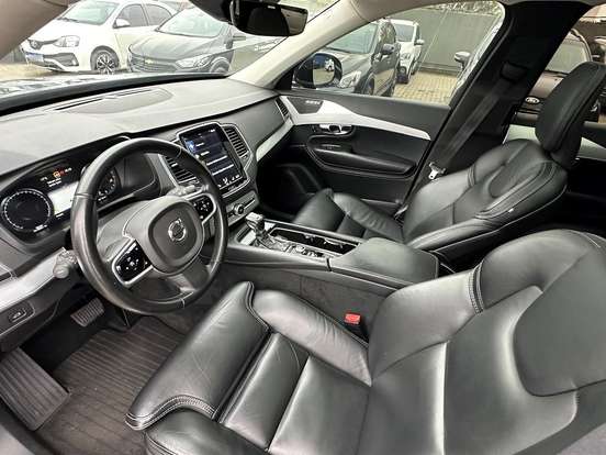 VOLVO-XC90-2.0 T6 GASOLINA MOMENTUM AWD GEARTRONIC VOLVO-XC90-2019
