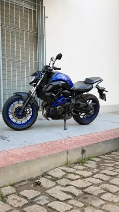 YAMAHA MT-07 ABS YAMAHA MT-07 ABS