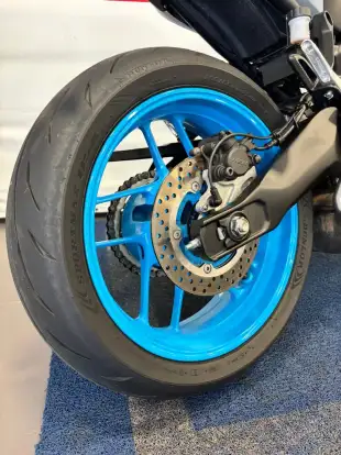 YAMAHA-MT-07 CONNECTED ABS-2025