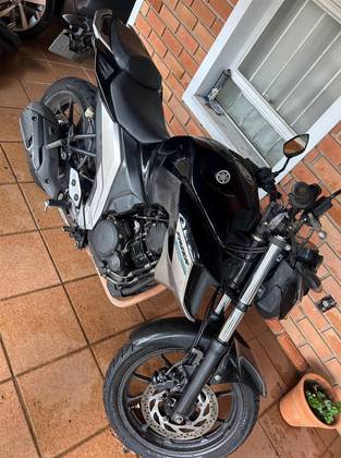 YAMAHA FZ25 FAZER ABS 