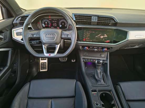 AUDI-Q3-2.0 40 TFSI GASOLINA PERFORMANCE BLACK PLUS QUATTRO TIPTRONIC AUDI-Q3-2024