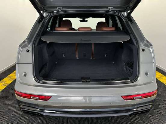 AUDI-Q5-2024